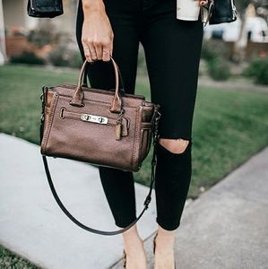 NWT COACH swagger 27 Carryall Handbag Bronze